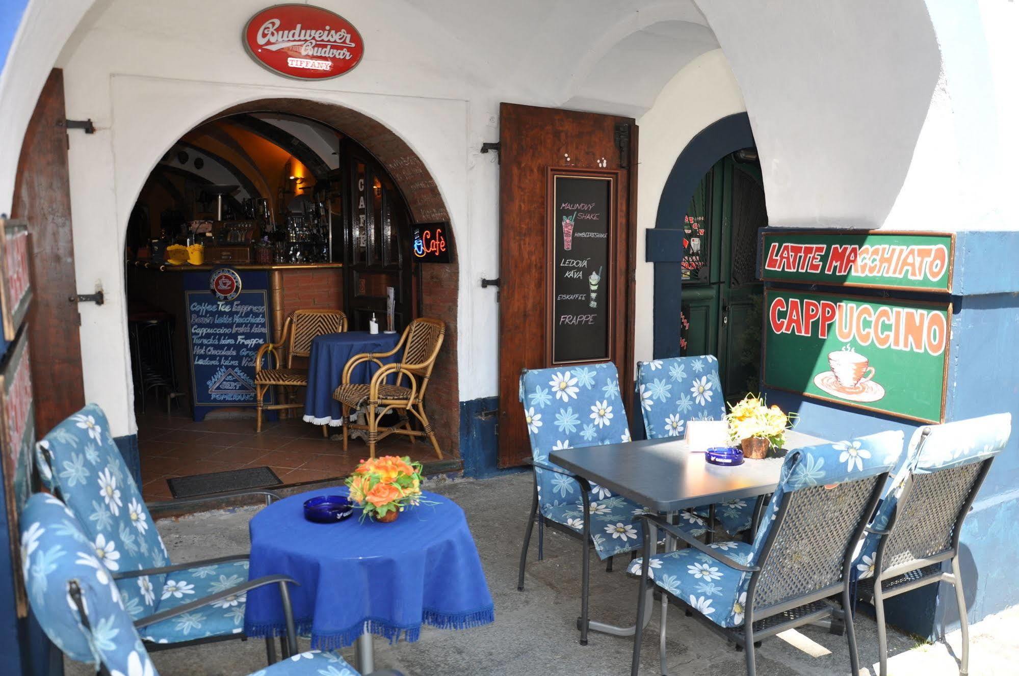 Centrum Tiffany Pension Domažlice Exterior foto
